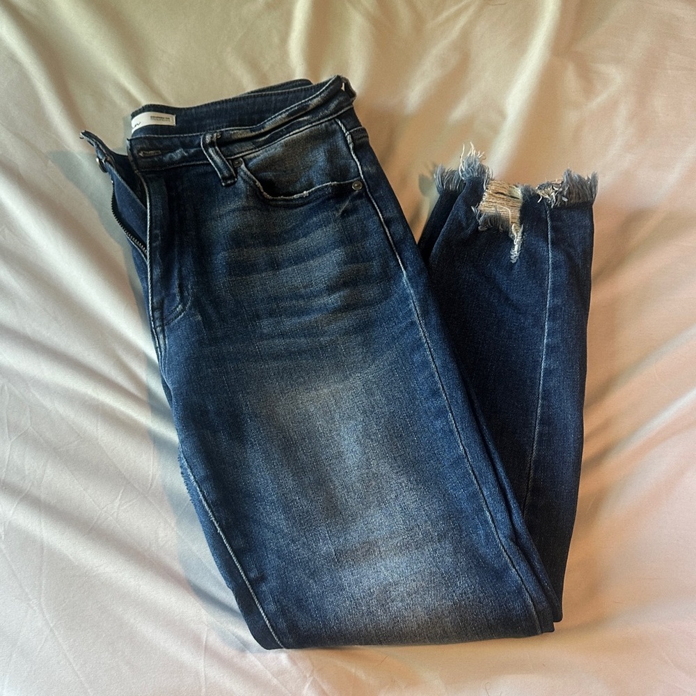 KanCan Dark Blue Distressed skinny